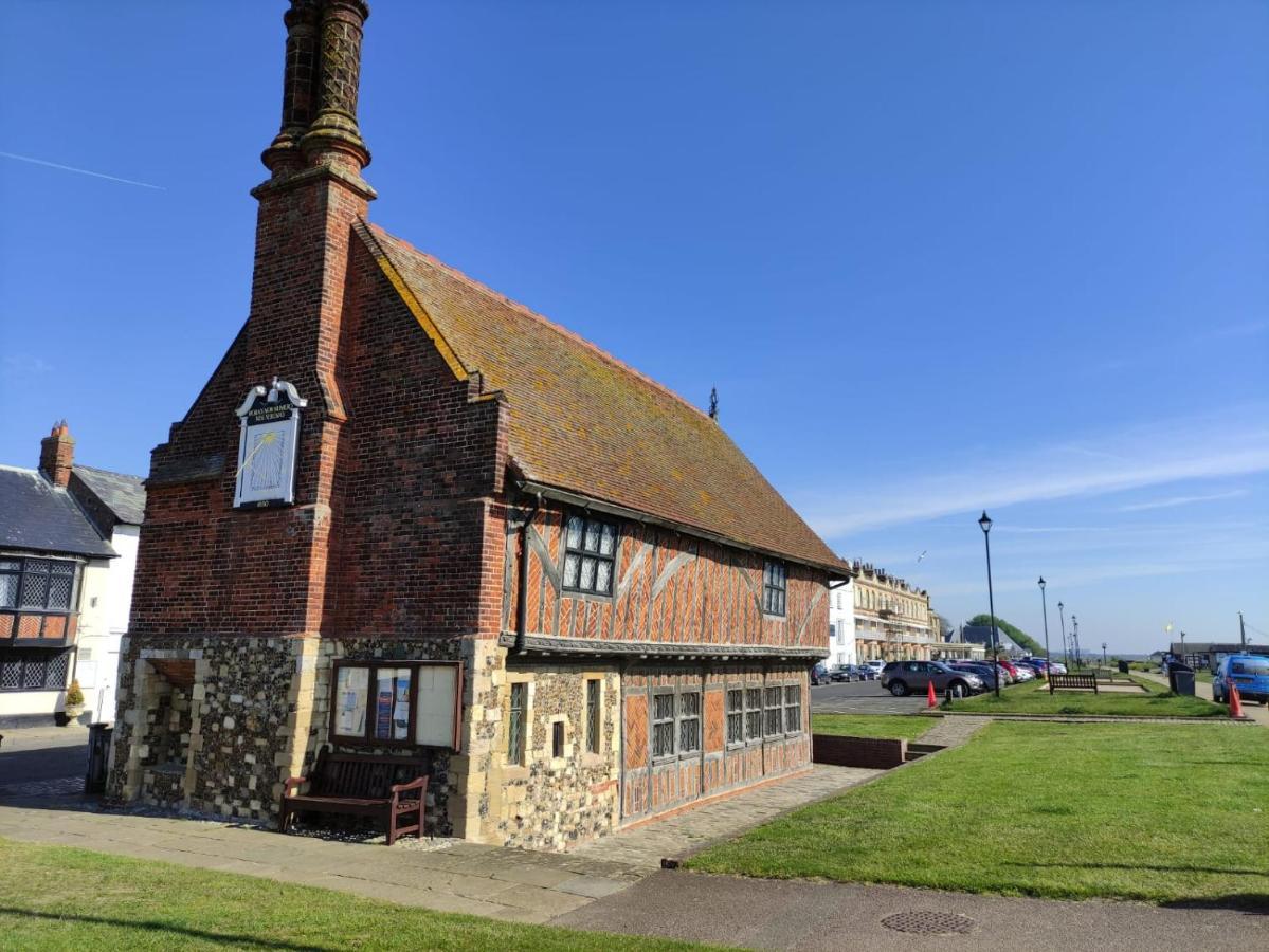 Pelican Cottage, オールドバラ エクステリア 写真